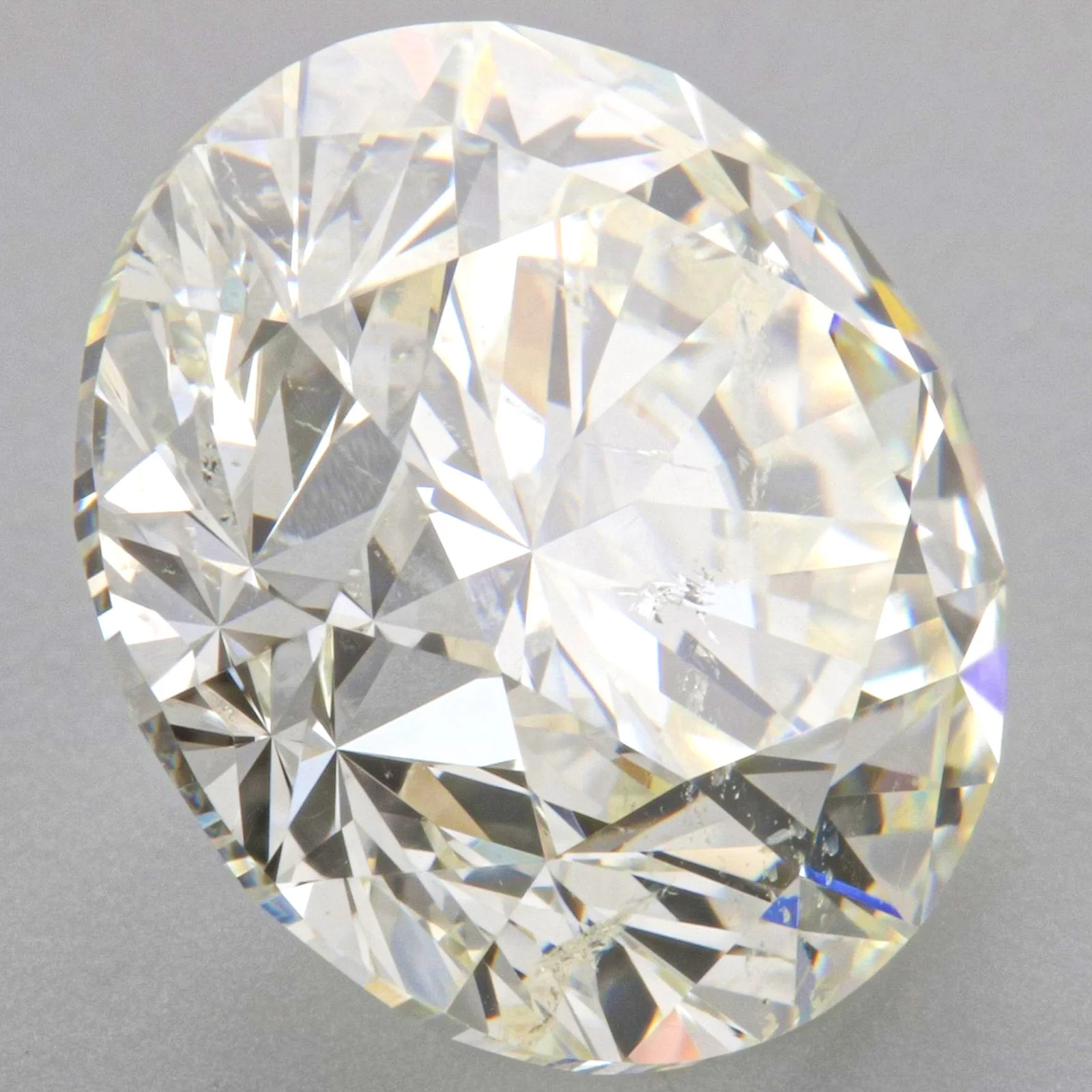 1.21 Carat I Color SI2 Clarity IGI Certified Natural Round Brilliant Cut Diamond - Image 3