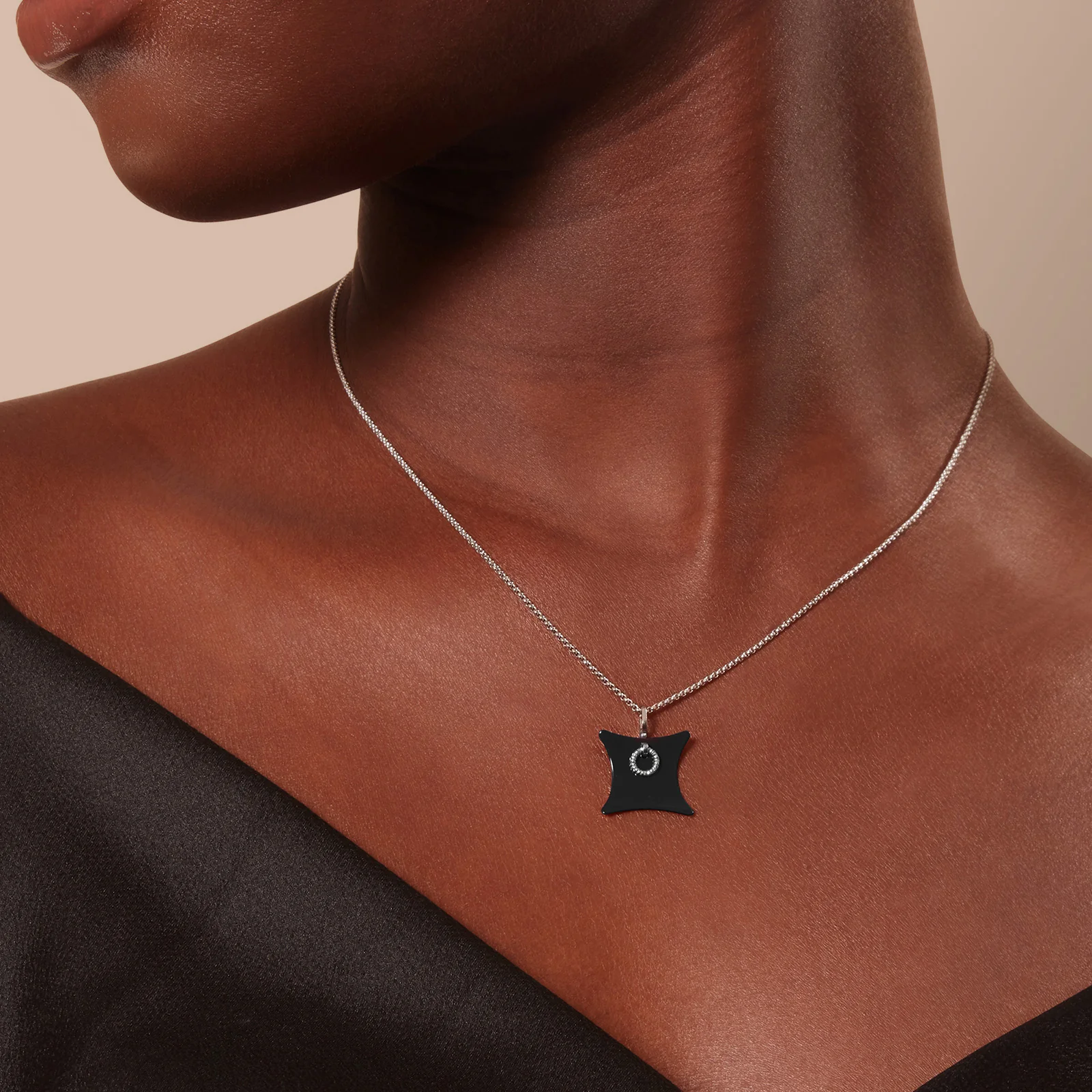 925 Sterling Silver and Black Enamel Pendant - Image 4