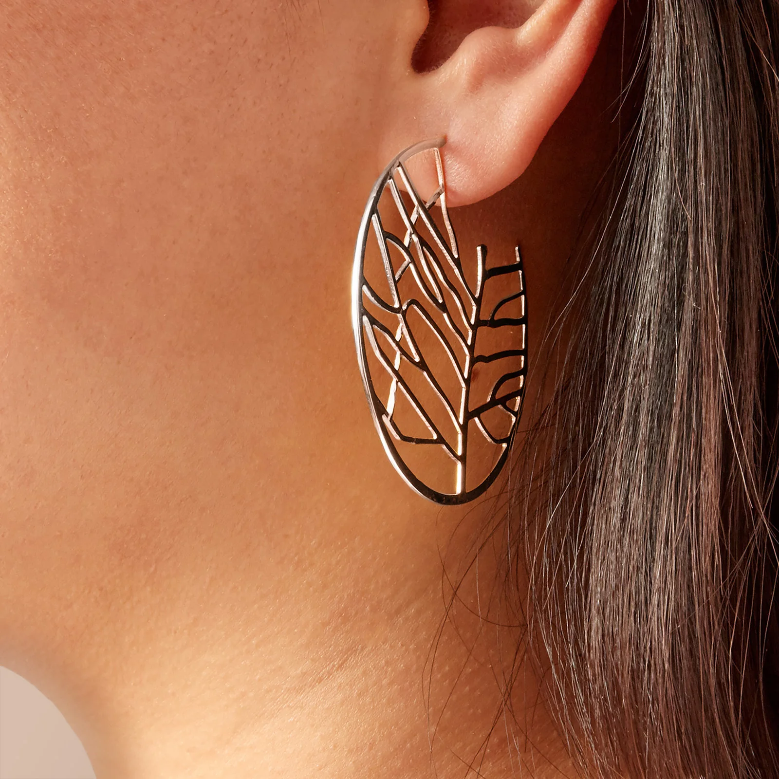 925 Sterling Silver Open Cutwork Hoop Earrings - Image 3