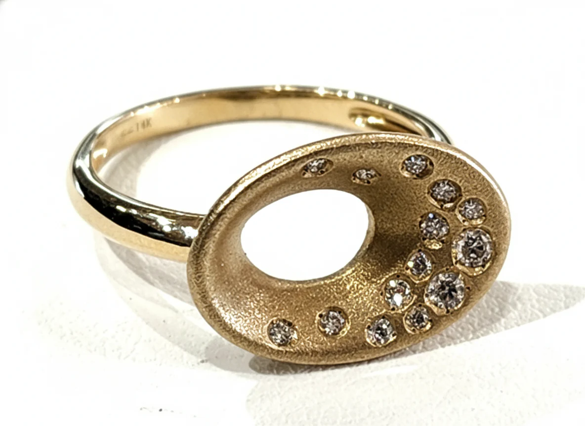 Open Oval Diamond Ring in 14K Yellow Gold - Image 2