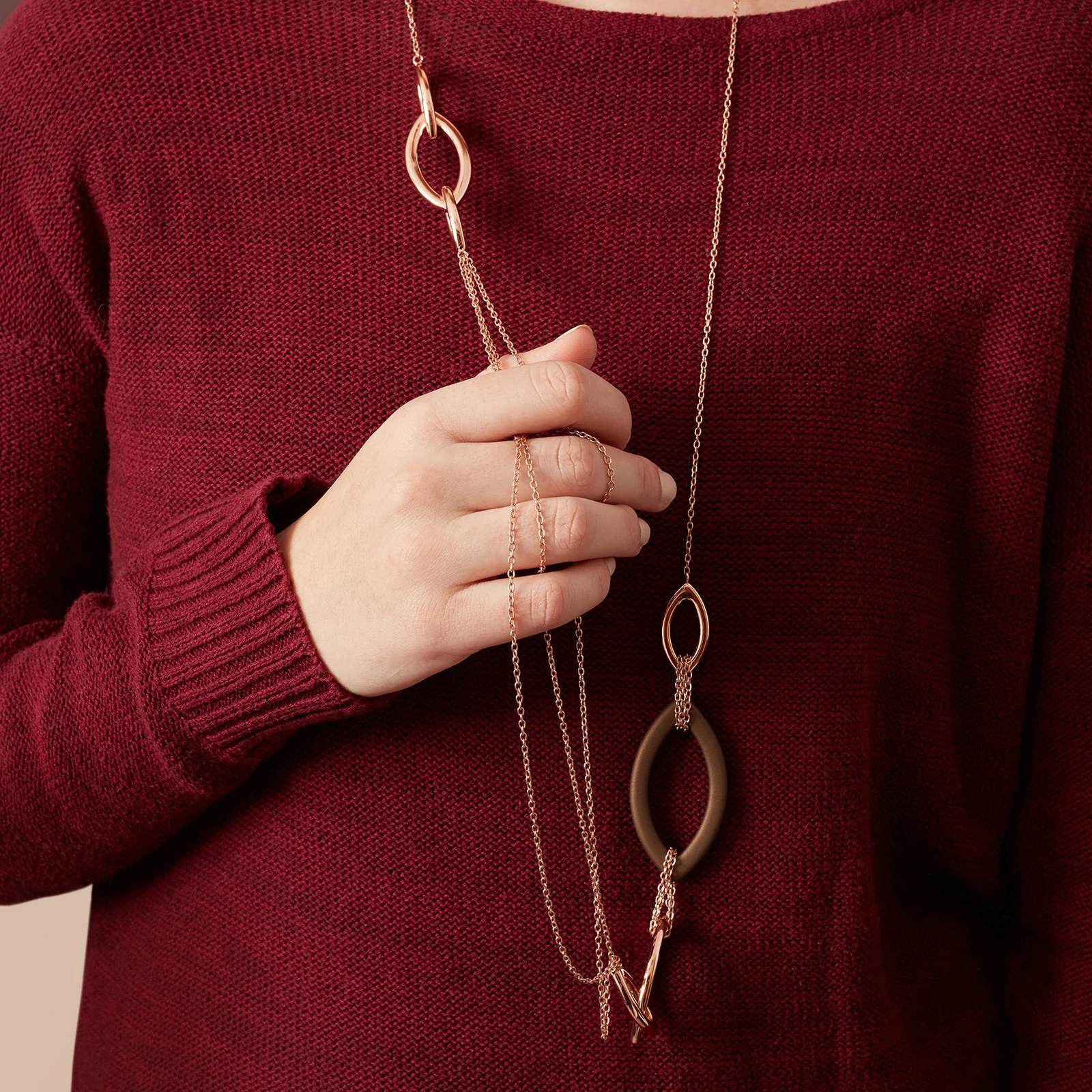 Rose Gold Plated 925 Sterling Silver and Rubber Marquise Link Necklace - Image 3