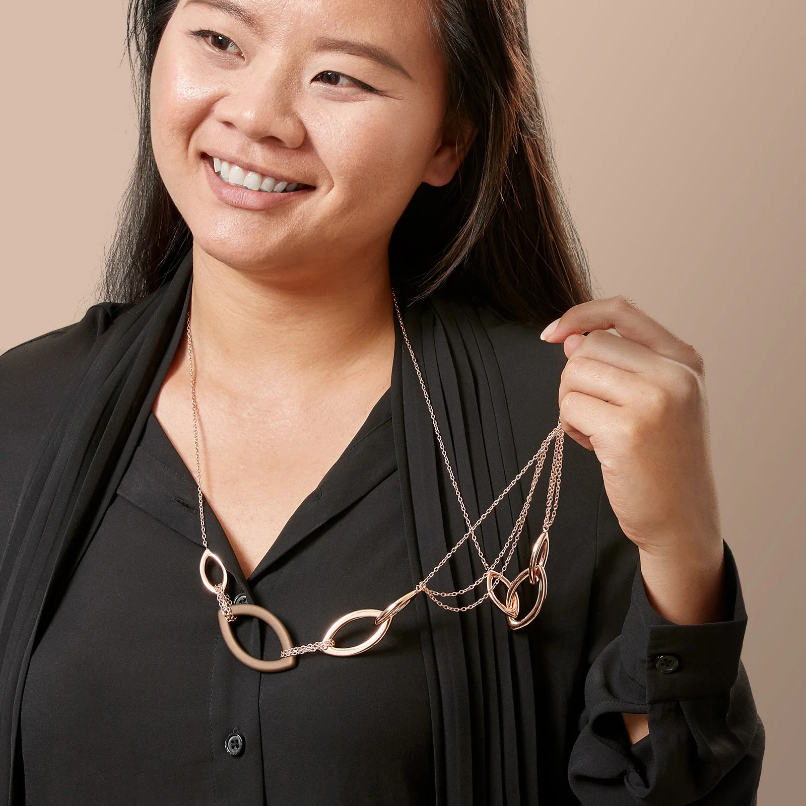 Rose Gold Plated 925 Sterling Silver and Rubber Marquise Link Necklace - Image 4