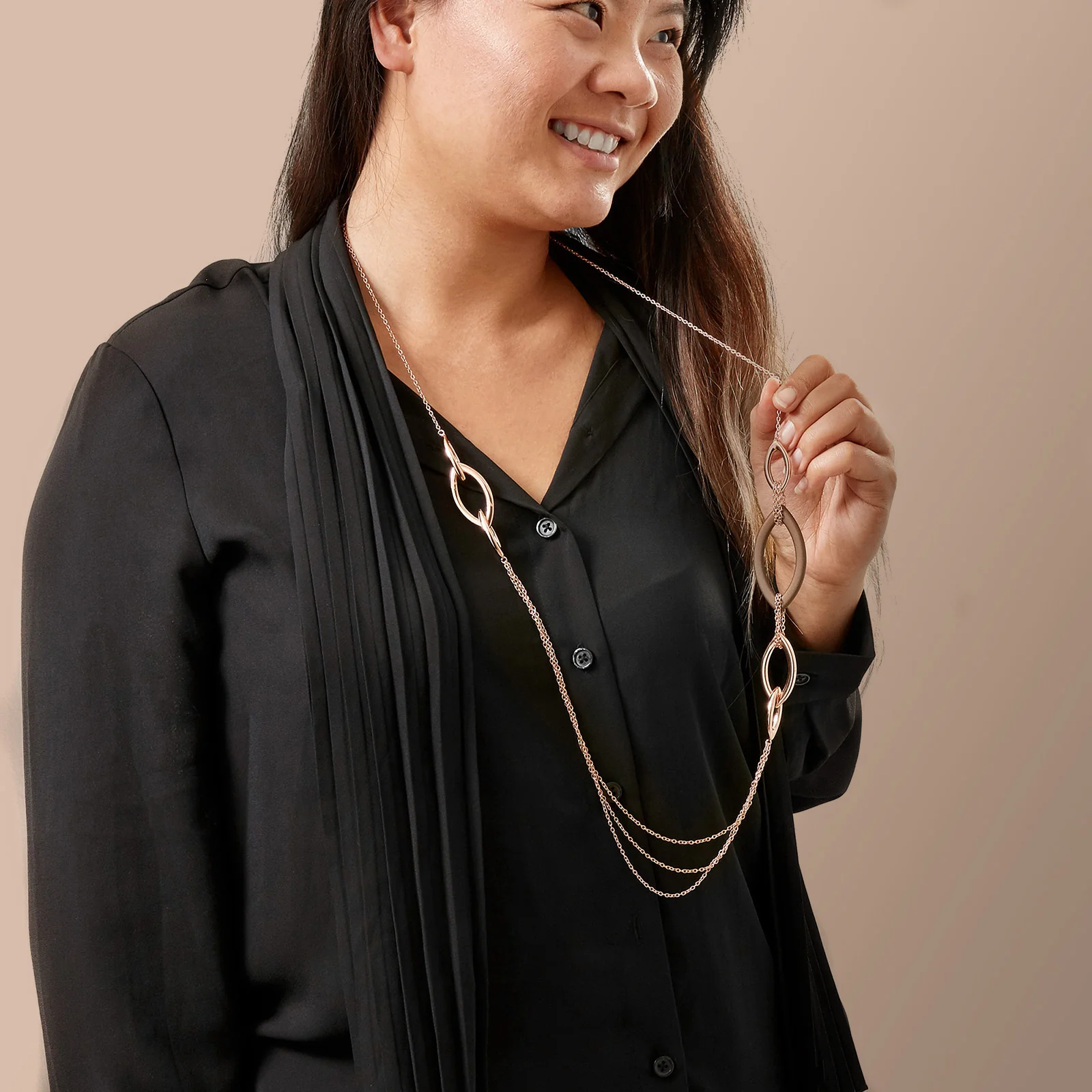 Rose Gold Plated 925 Sterling Silver and Rubber Marquise Link Necklace - Image 5