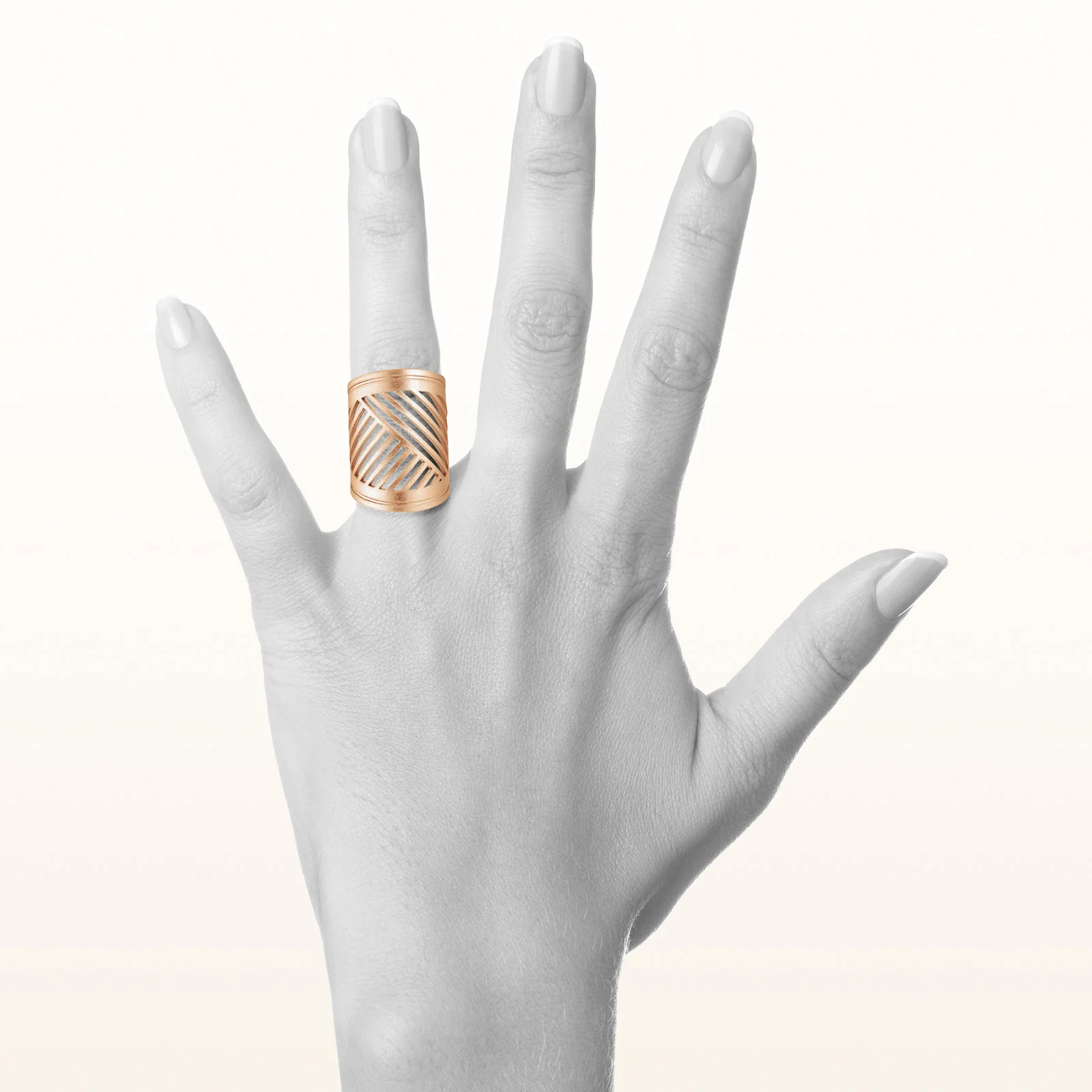 Wide Diagonal Line Ring in Rose Gold Plated 925 Sterling Silver - Image 4